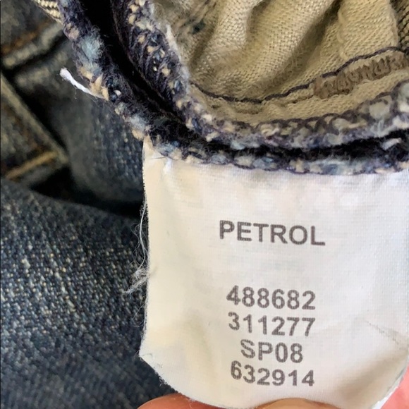 Gap stretch curvy jeans with flapsd - Picture 10 of 10